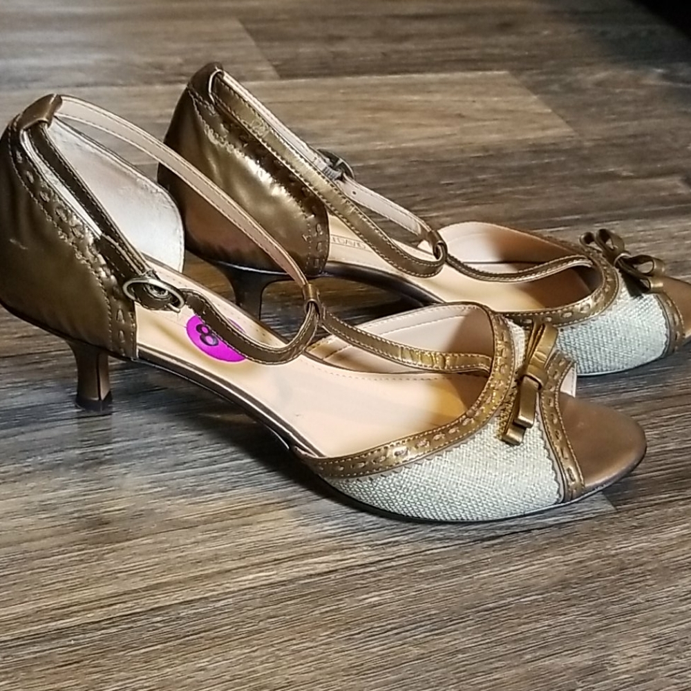 Circa Joan & David Shoe